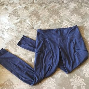 Athleta double side zip pocket leggings